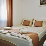 Tex Apartment *